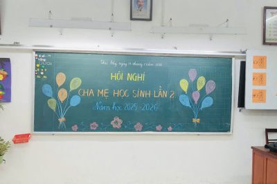 Họp cha mẹ học sinh : Gia đình- Nhà trường- Kết nối yêu thương- Đồng hành cùng con