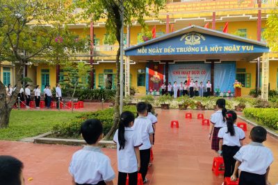 Tiết sinh hoạt dưới cờ đặc biệt: Yêu thương gửi đến một nửa thế giới